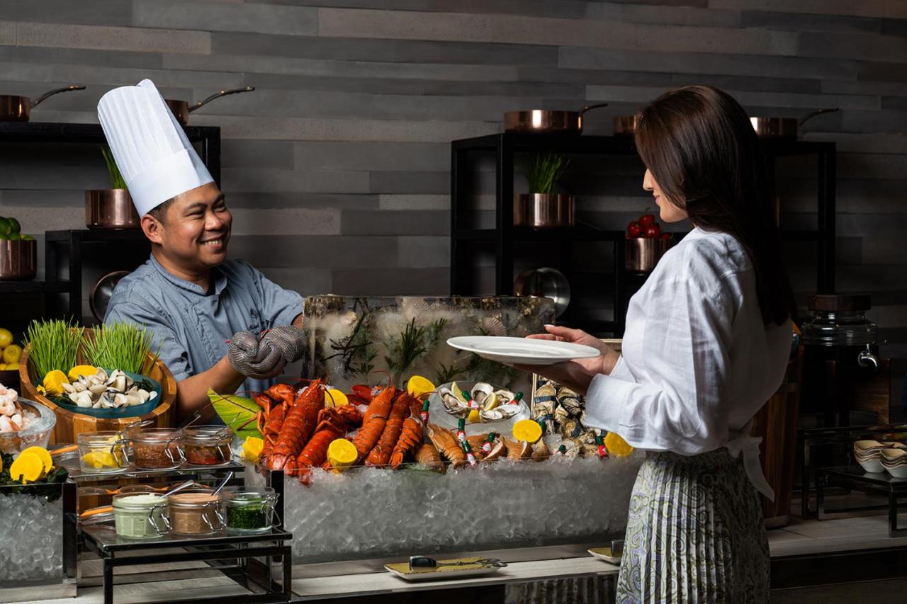 Four Seasons Hotel Abu Dhabi at Al Maryah Island - 4