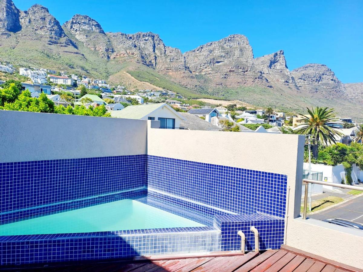 Stylish Penthouse with 180 degree Ocean Views! - 4