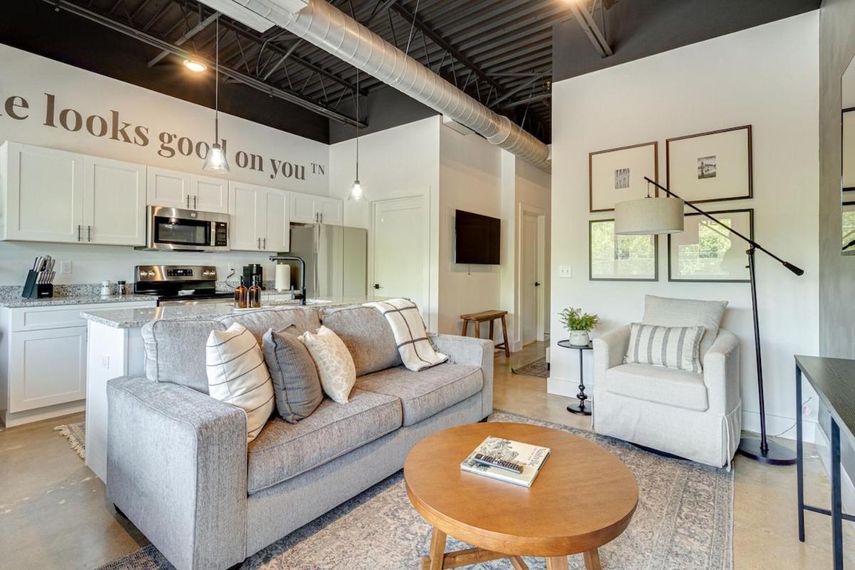 Studio with 2 Queen Beds 7 mins to DT