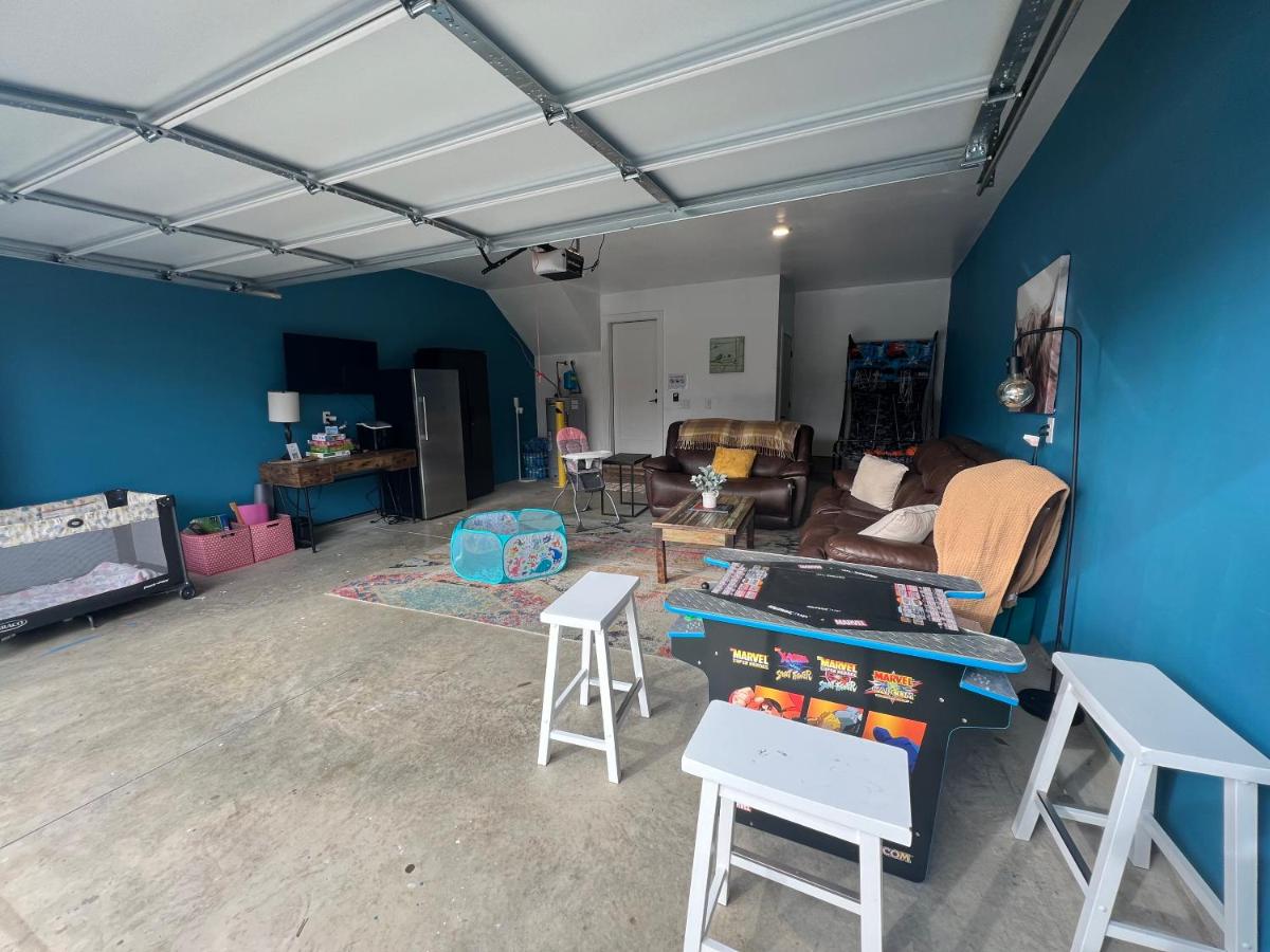 4BR Game Room 6 Beds Family, Opry & Bway - 2