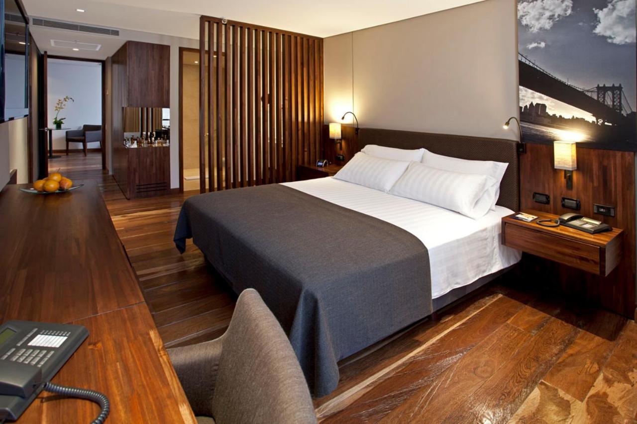 Hotel Estelar Parque de la 93 photo