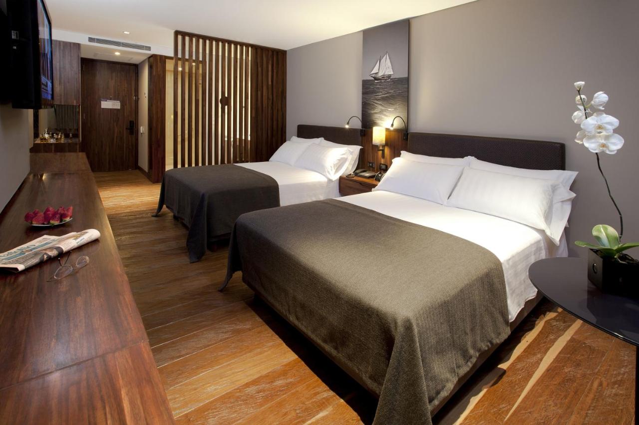 Hotel Estelar Parque de la 93 photo
