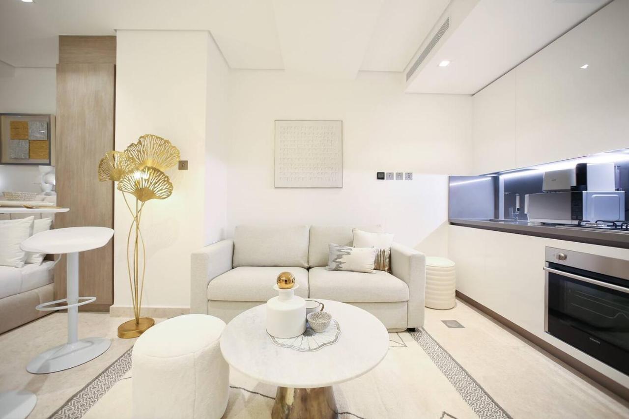 Luxury Glam Studio Near Burj Khalifa Downtown - 5