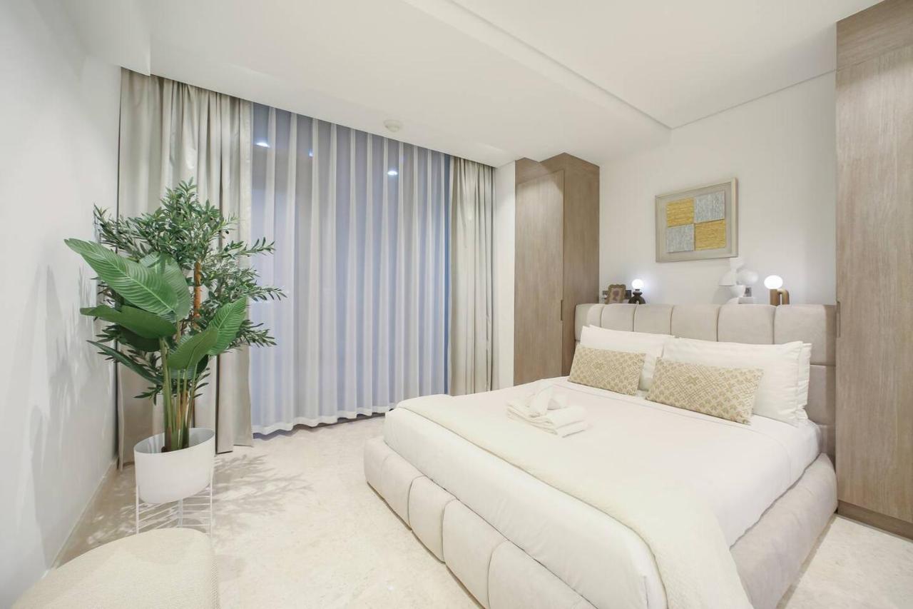 Luxury Glam Studio Near Burj Khalifa Downtown - 2