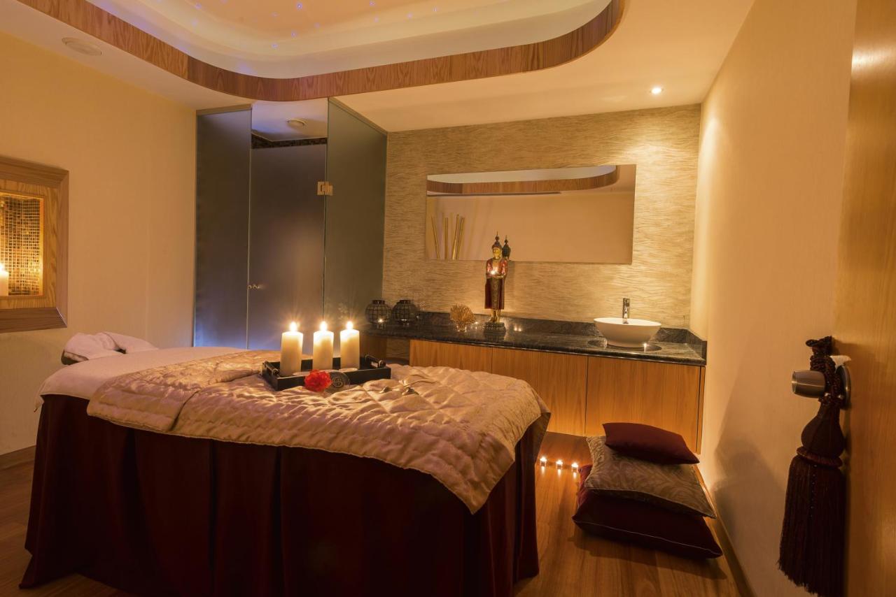 Constantinou Bros Athena Beach Hotel photo