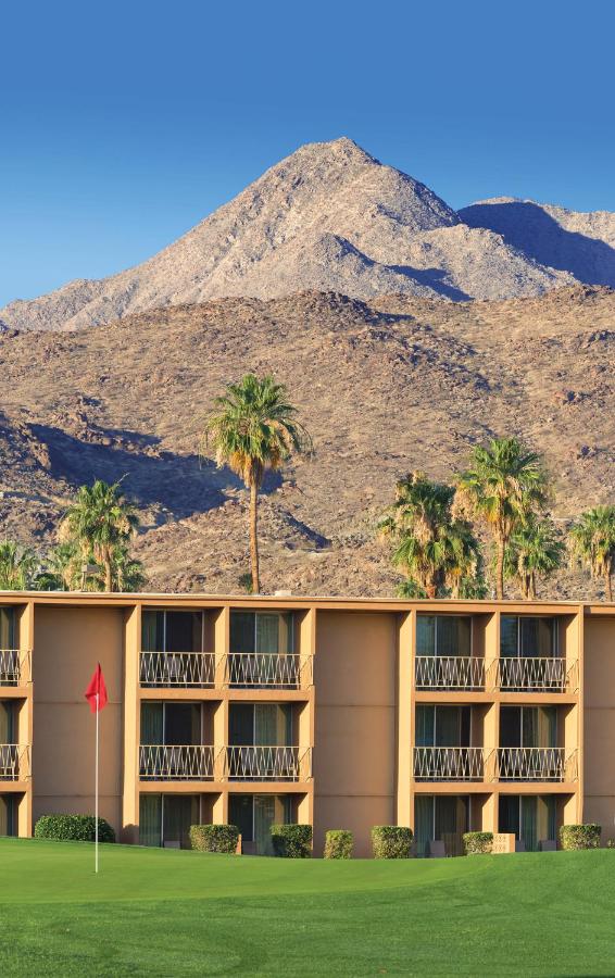 WorldMark Palm Springs - Plaza Resort and Spa — photo 24