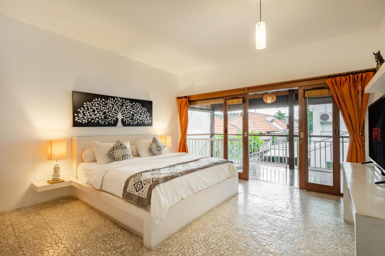 3 Bedroom cozy private pool Villa in Seminyak WIFI - 2