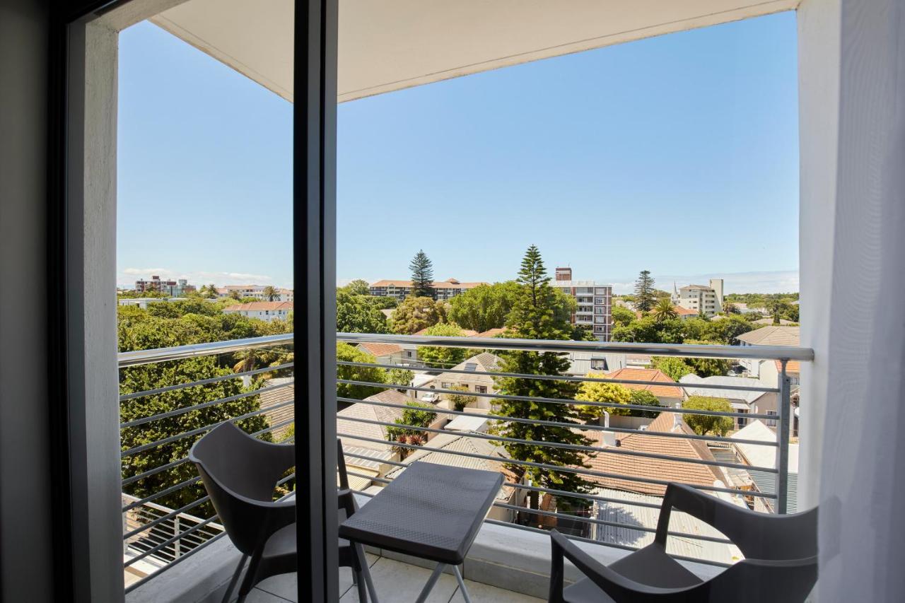 The Rondebosch Views - 4