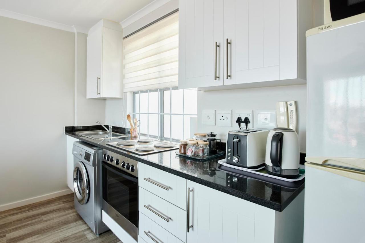 The Rondebosch Views - 5