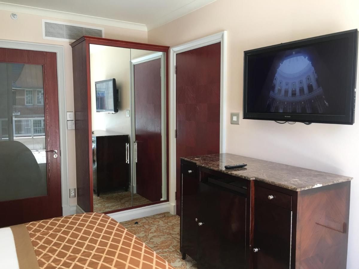 TAJ Cape Town - Private Luxury One Bedroom Suite - 2