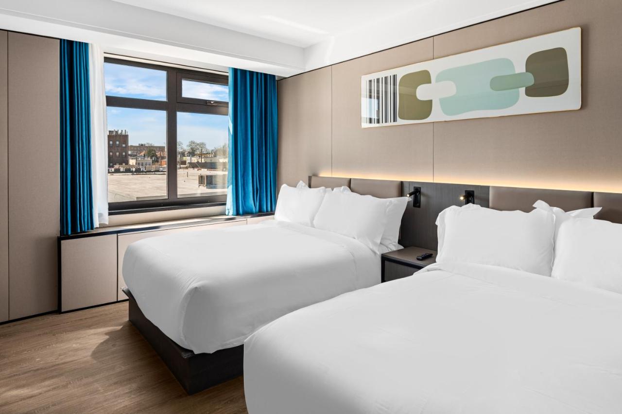 Ly New York Hotel — photo 23
