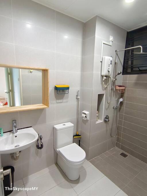 【HOT!】 JB Muji White Theme - Space & Comfy Suite - 3