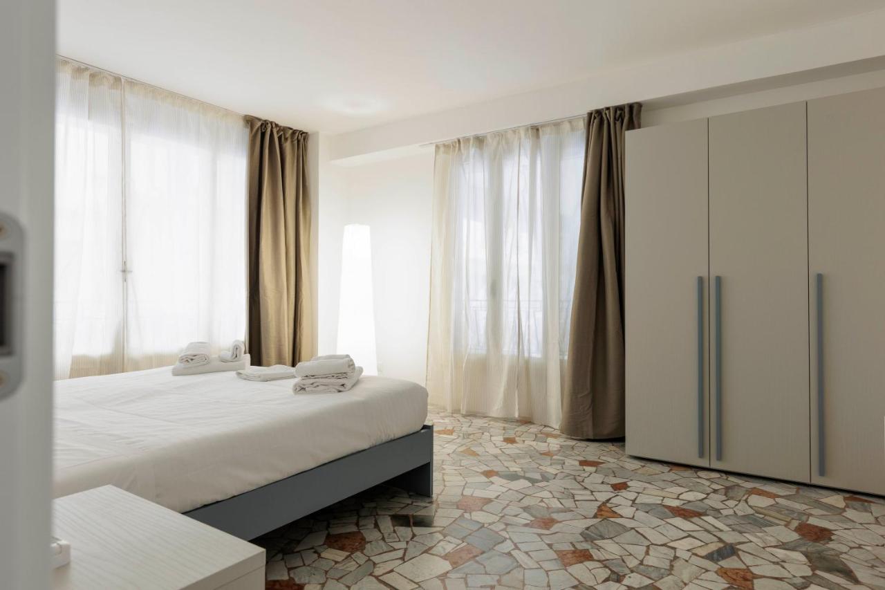 Giordano Luxury Home - 4