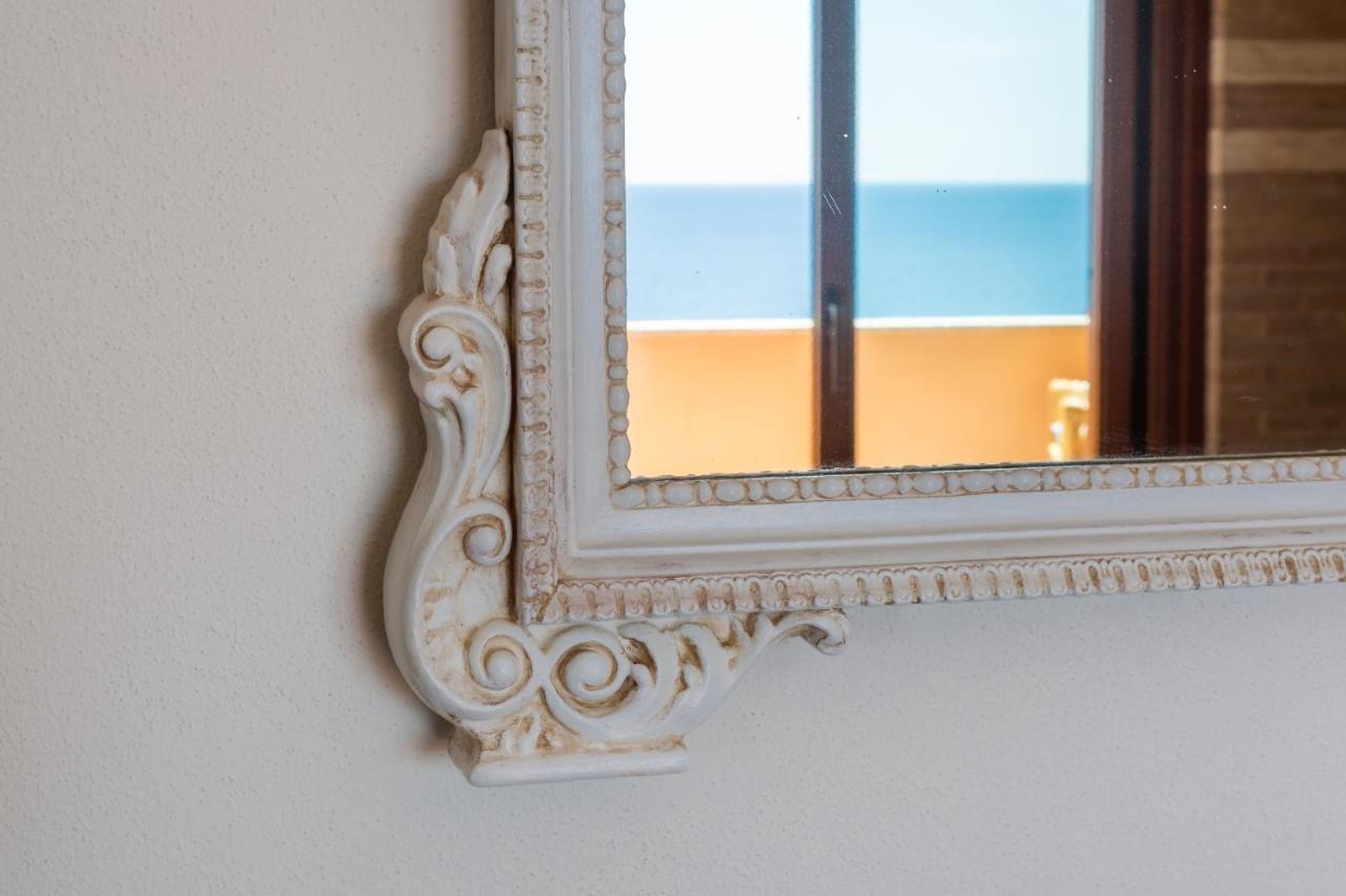 Amazing BAY VIEW-BEACH BOUTIQUE Apartment VELAMEIGA