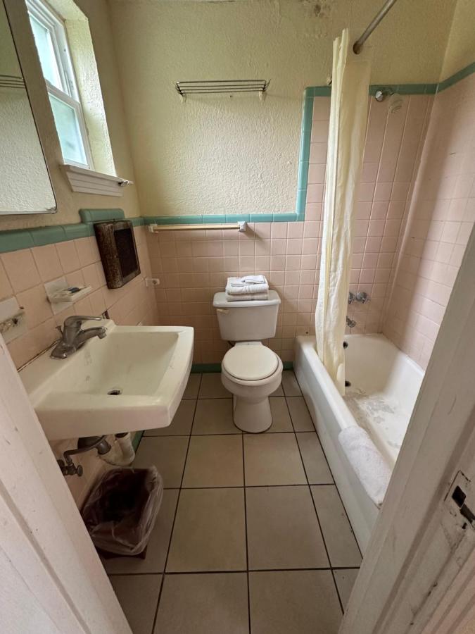 Sands Motel — photo 7