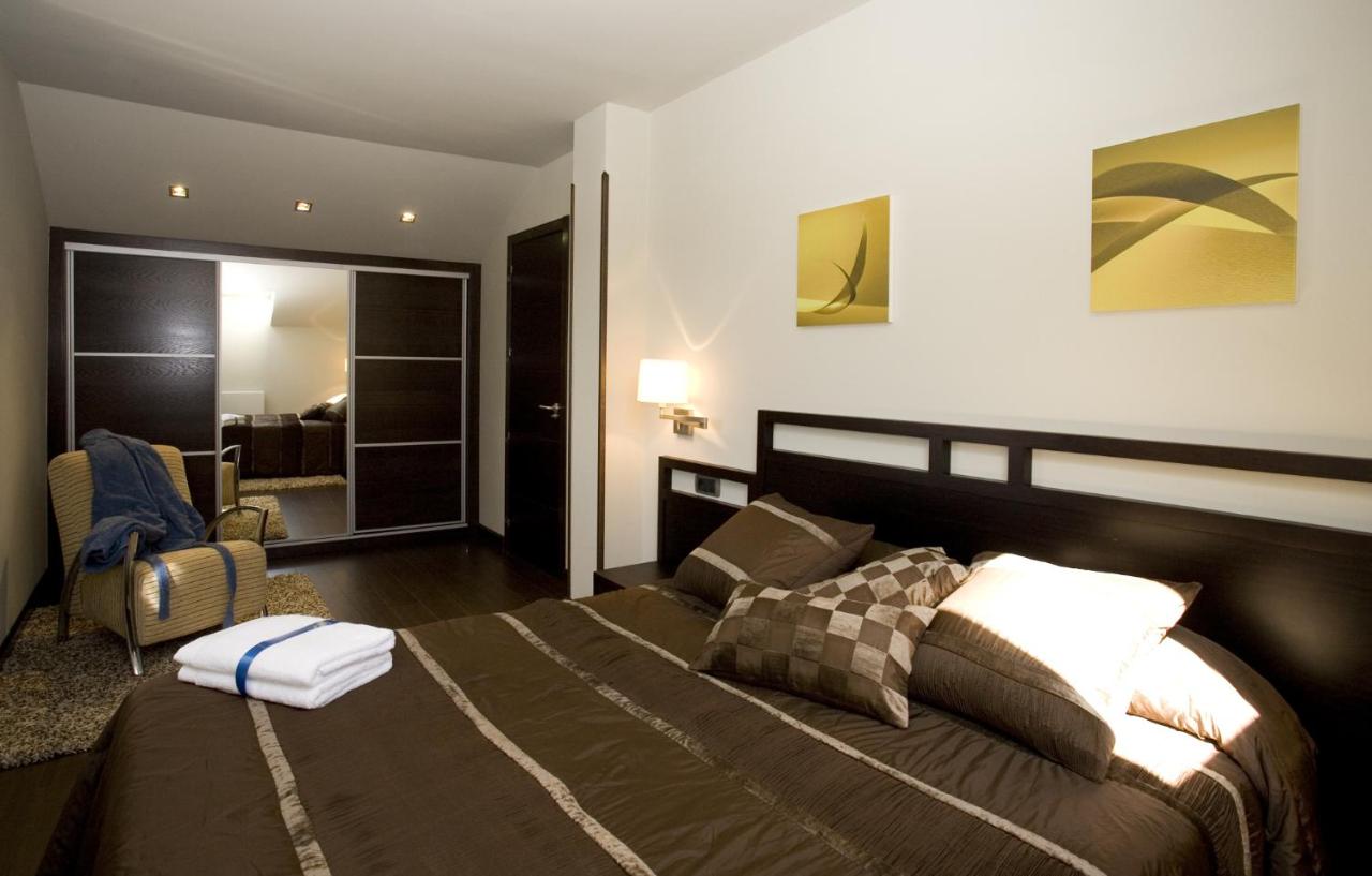Apartamentos Viavelez (Spanje La Caridad) - Booking.com