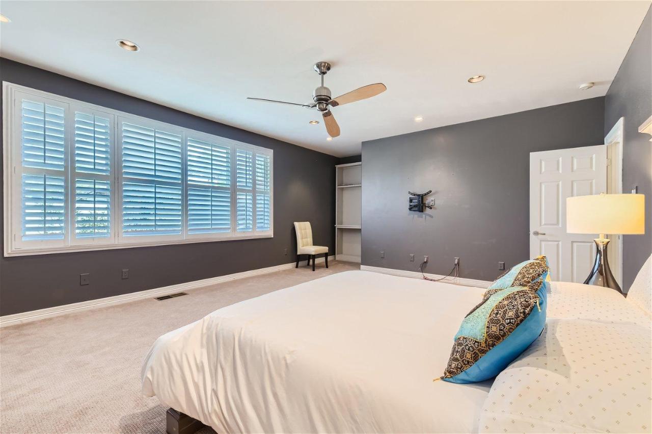 Experience Austin + 3 BR + 5 mins to Downtown! - 4