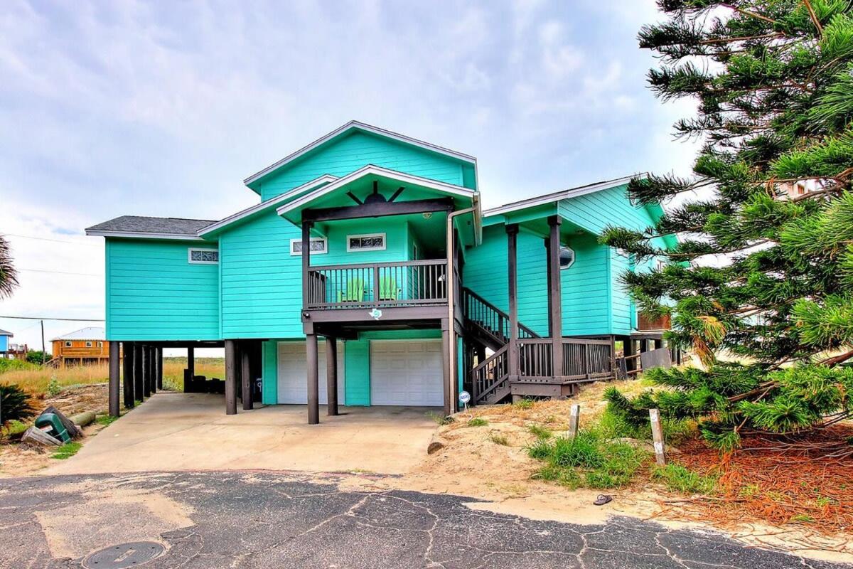 La Playa Paradise 4 Bedrooms 3 Bathrooms Home — photo 2