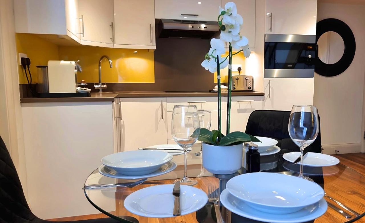 Notting Hill - The One One One! -4- - 3