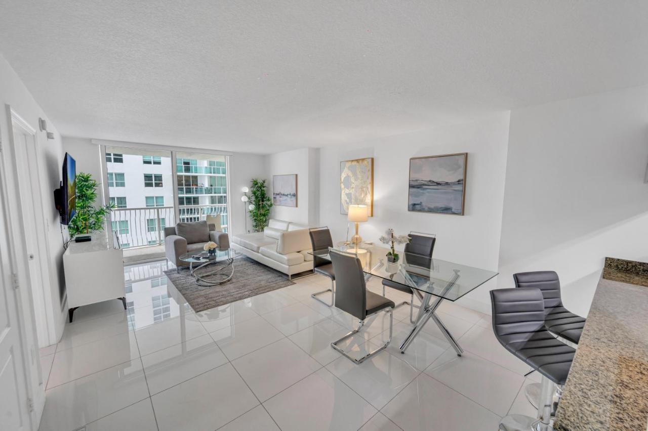 Luxury 1 Bedroom Apartment • Brickell • Unique Views
