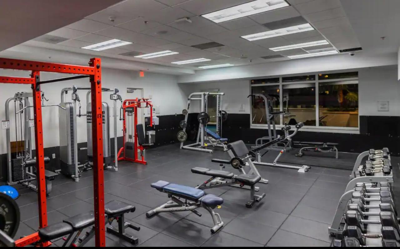 PH Luxury 1 Bed 1 Bath • Brickell • Ocean Views - 2