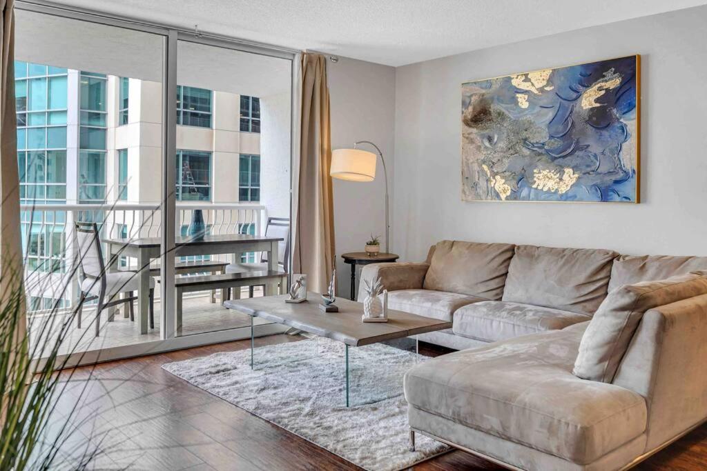 Beautiful 1 BED 1 BTH • Brickell - 5