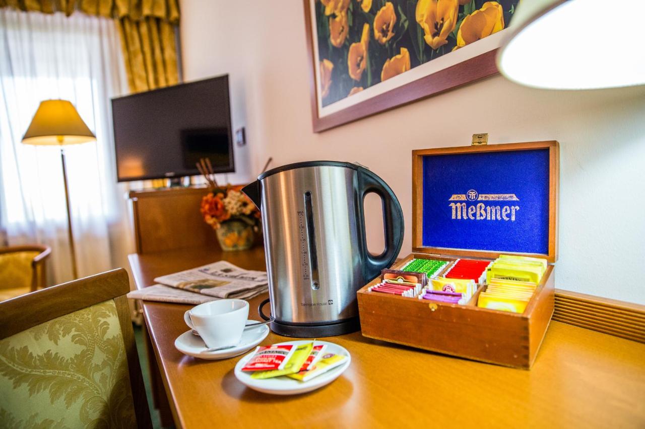 Hotel Galant photo