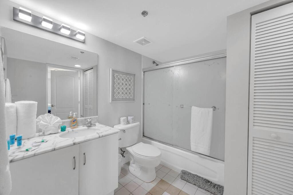 35th floor 1 BED 1 BTH • Brickell • Ocean View - 3