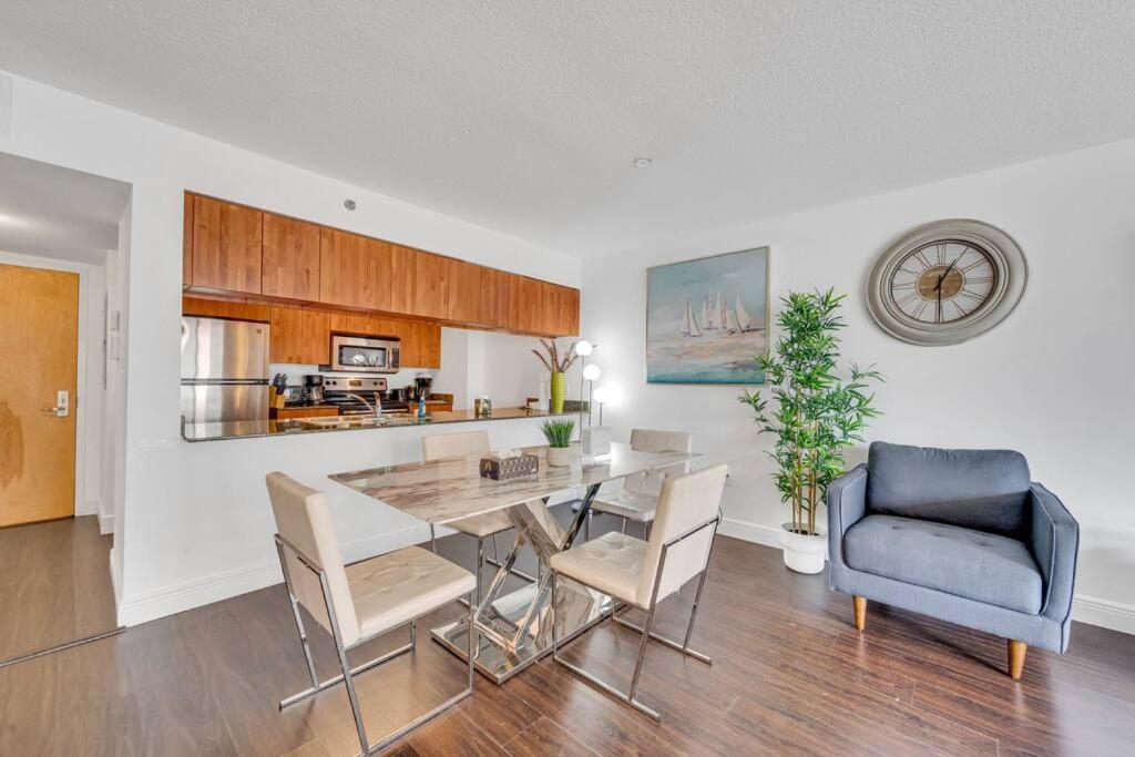 Dazzling 1 BED 1 BTH • Brickell • Bay & City View - 3