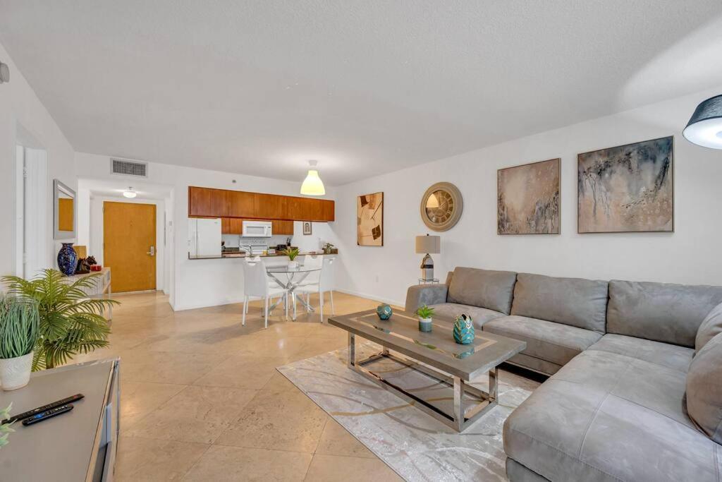 Ocean view 1BR Condo Brickell-FreeParking - 4