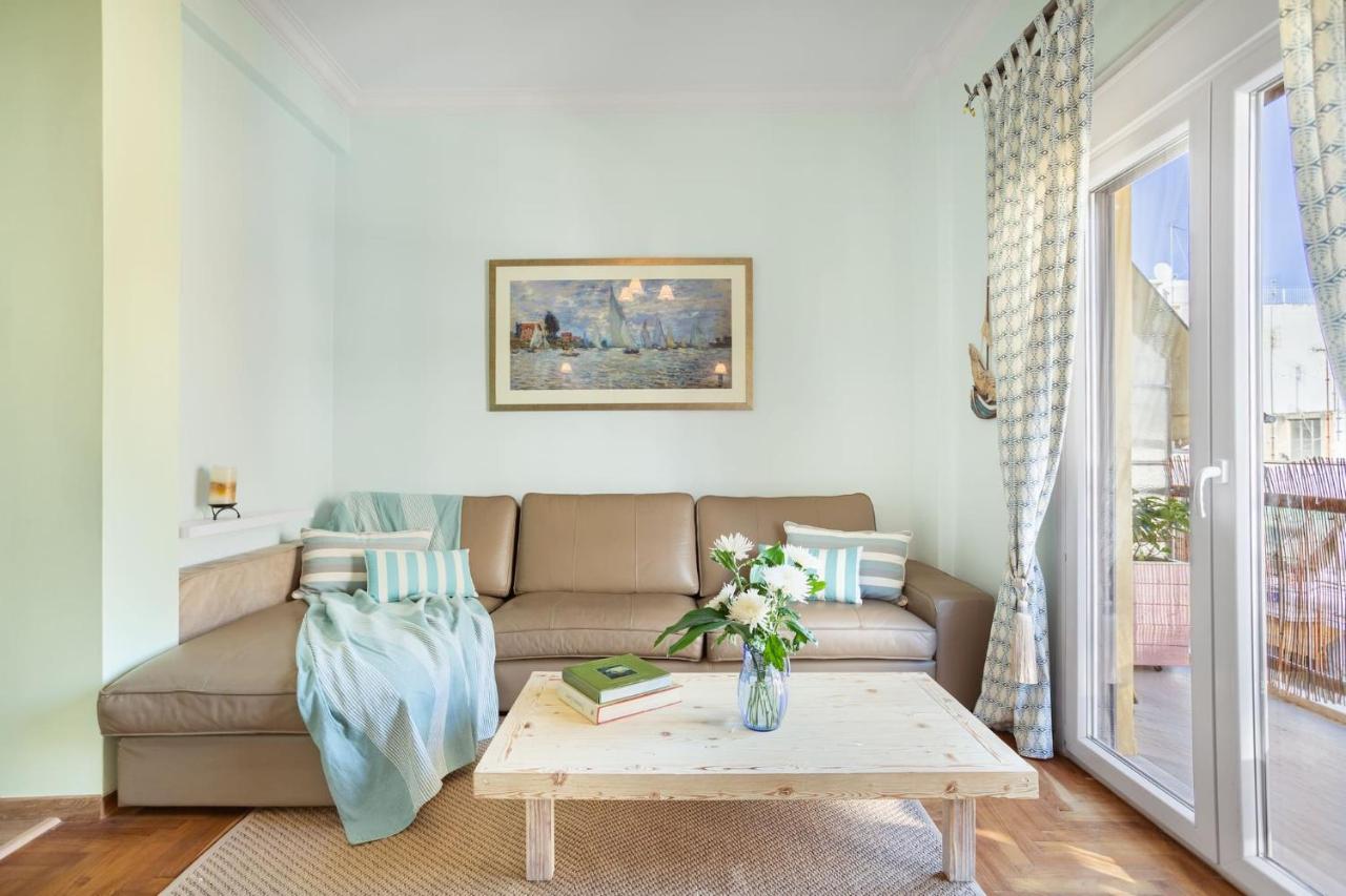 Bright, Calming Retreat With a Balcony Near Metro! - 4