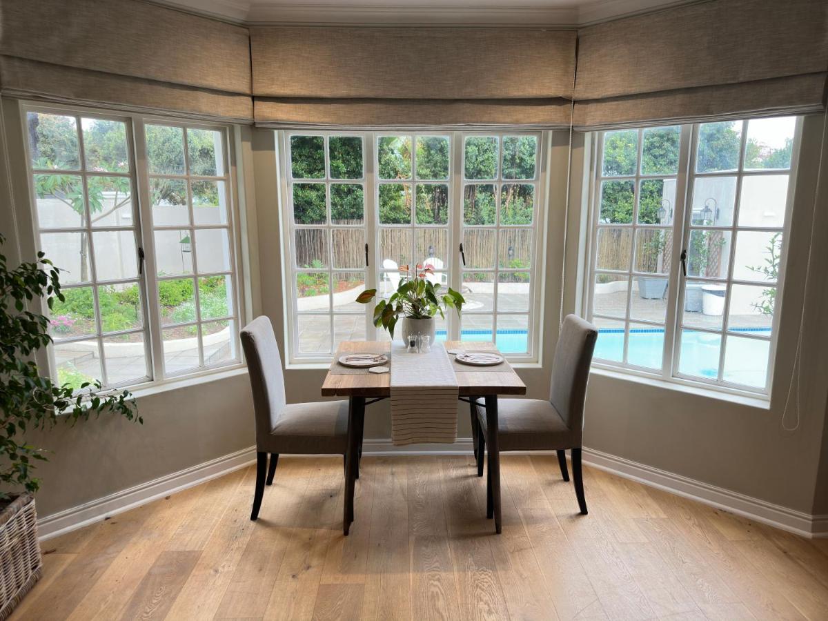 Camellia Cottage - Bay Room