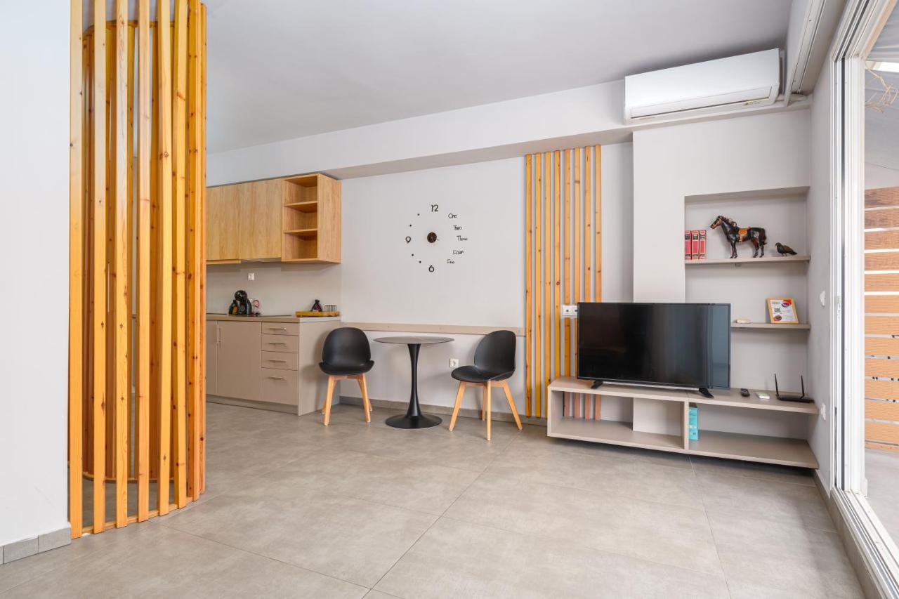 IVY Apartments in the Heart of Athens - 4