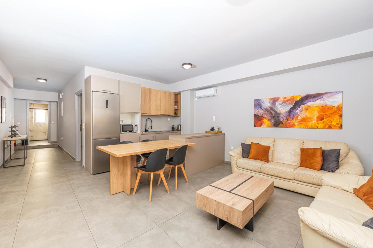 IVY Apartments in the Heart of Athens