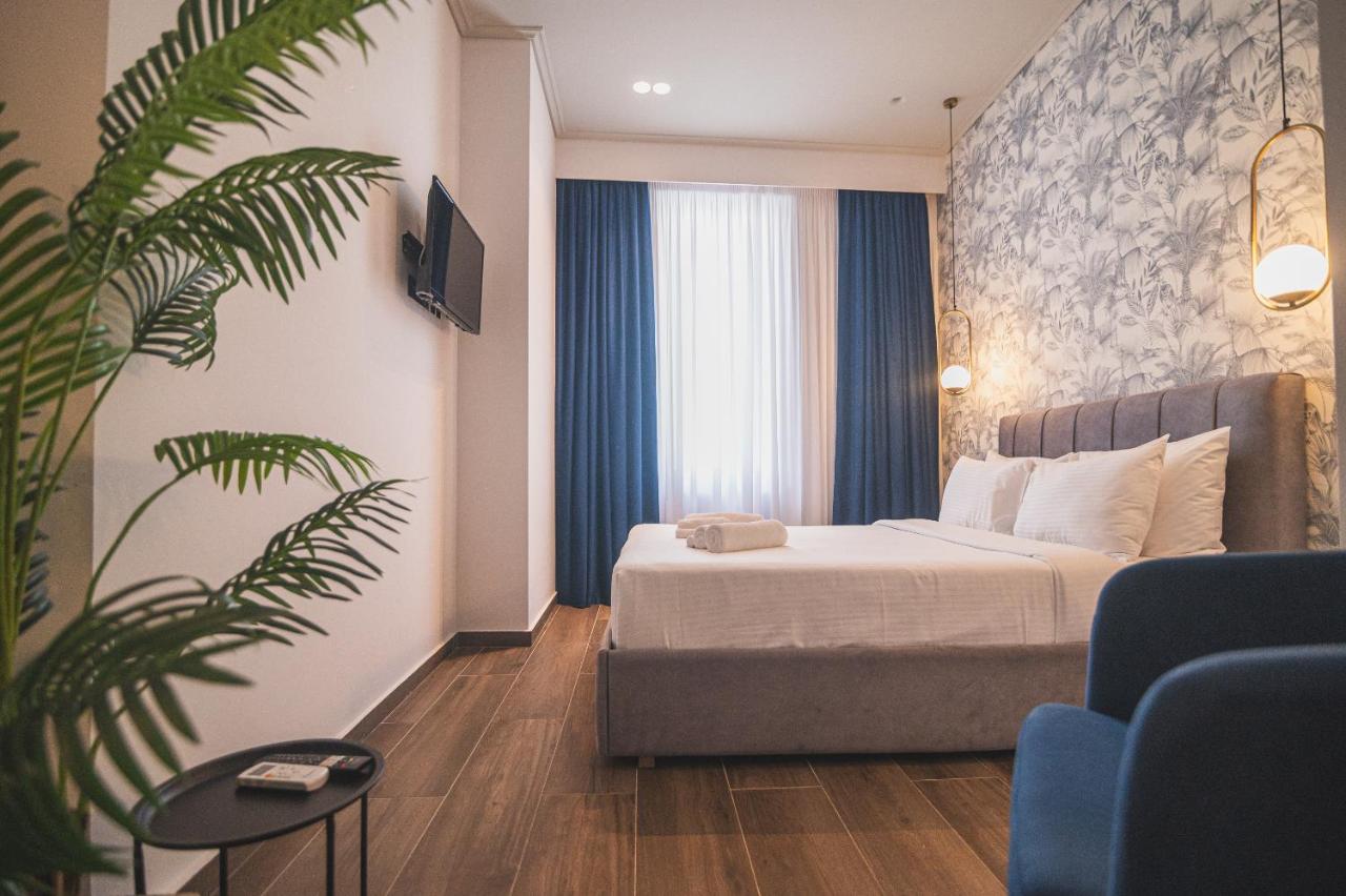 Downtown Suites by Athens Tower - 2