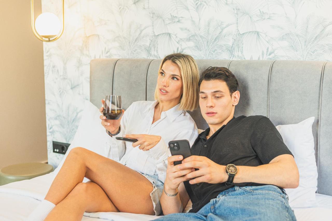 Downtown Suites by Athens Tower - 3