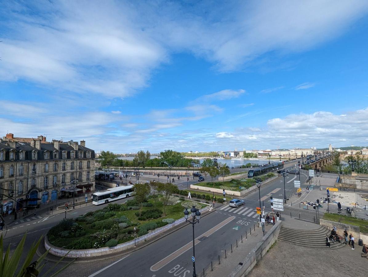 Appartement de charme sous les toits avec vue sur la Garonne - 2