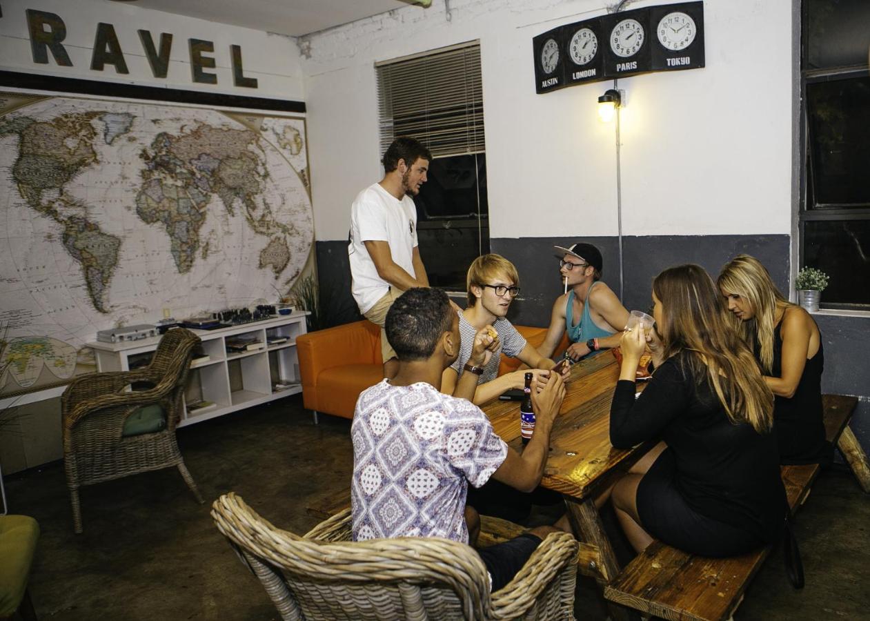 R&R Hostels Austin — photo 6