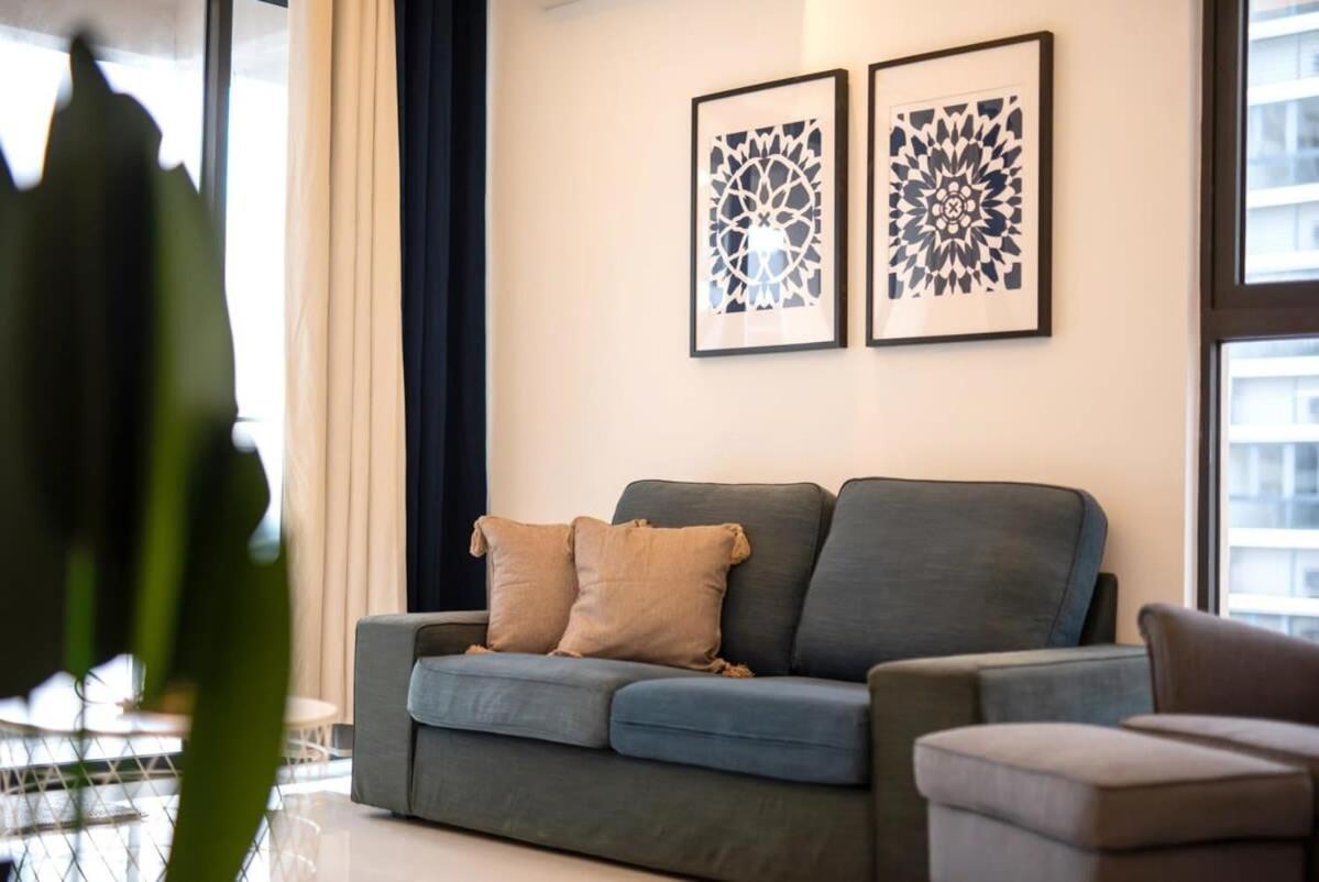 Comfy 3BR Apt in Danga Bay FREE Parking Sea View - 5