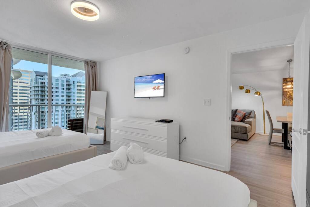 Beautiful 1 Bed 1 Bath • Brickell • Bay View - 2