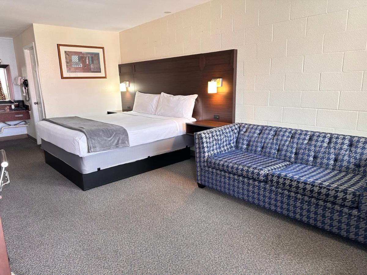 Northwoods Motel — photo 17