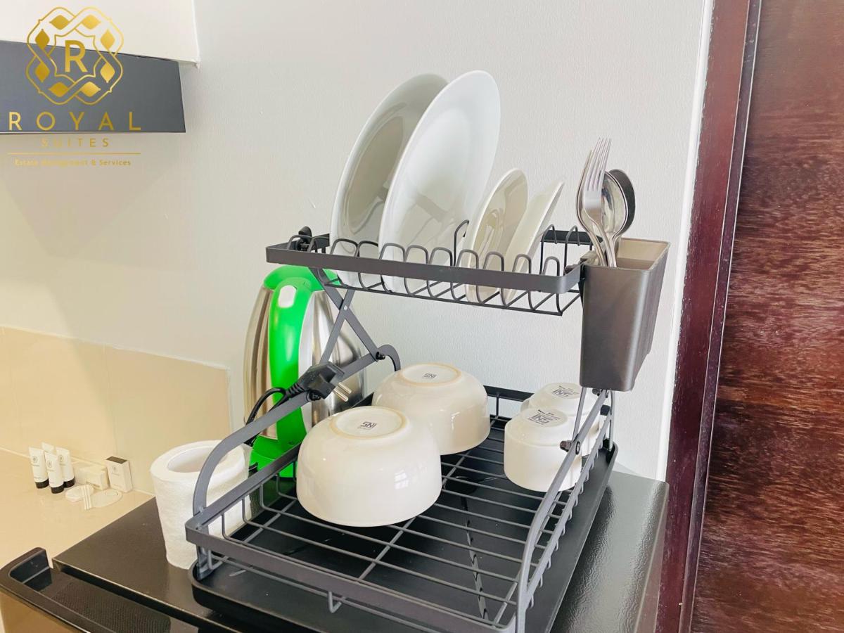 Royal Suites 1BR 35RR High Floor - Citra Plaza Nagoya Apartment - 5