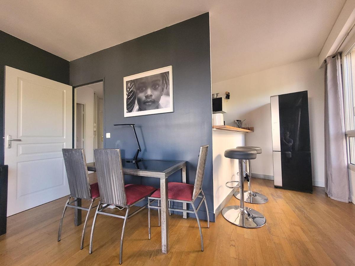 Mimi - Pigalle - Montmartre - Artist's World - 4