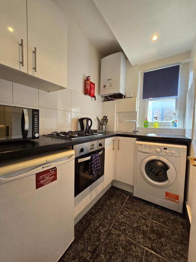 Great Flat Close to Edgware Road - 4