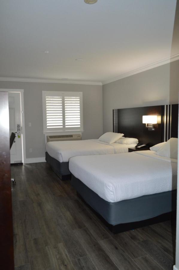 Fairview Inn & Suites — photo 21