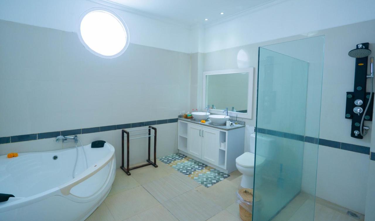 Sunrise Beach Villa - 3