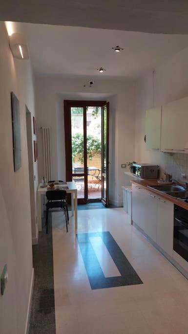 A due passi dal centro - 4