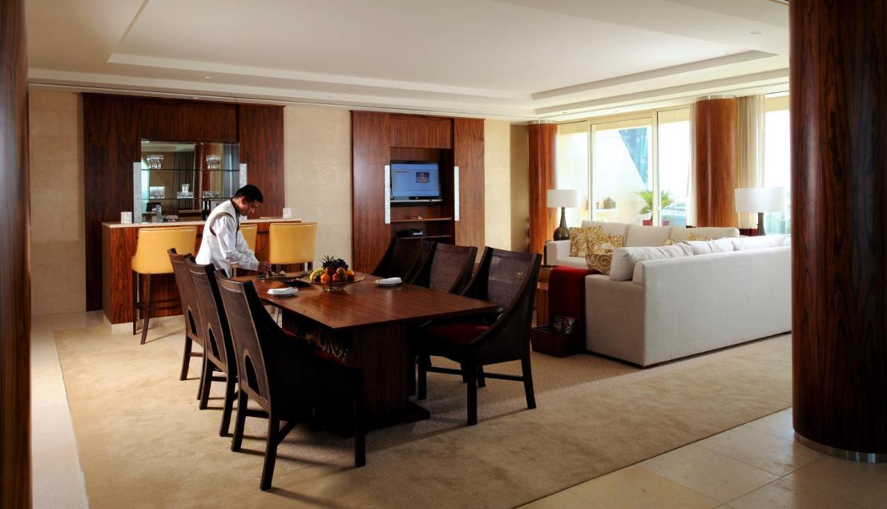 Raffles Dubai photo