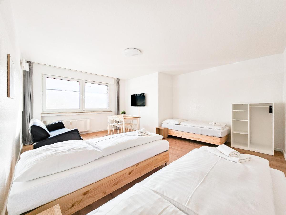Tolstov Apartments - 2 or 3 Room Apartments - 15 Min zur Messe DUS & 10 Min Old Town DUS