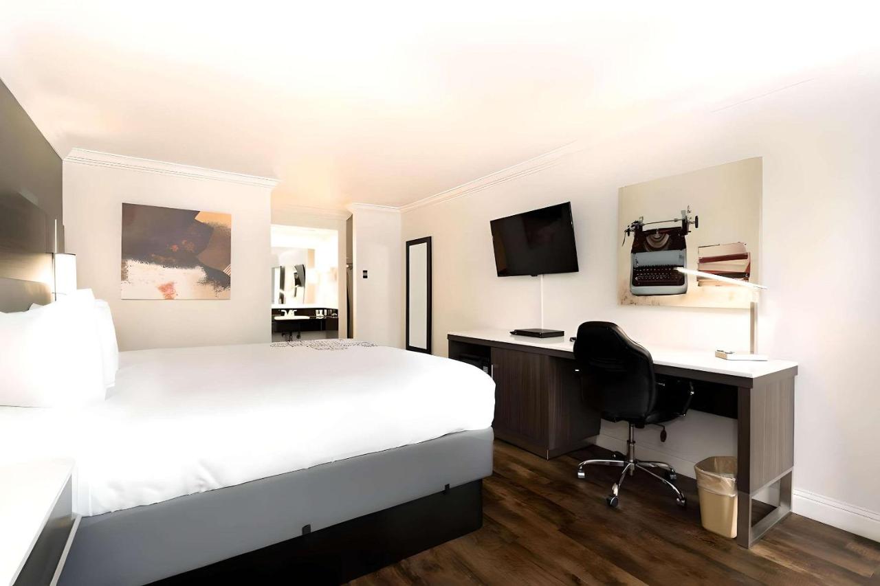 Fontaine Inn San Jose — photo 17